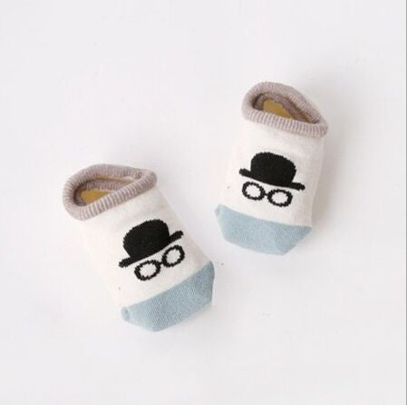 2016 New Hot sale Cotton Cute Boys Girls Baby Socks Fashion Cartoon Soft Floor Baby Sock
