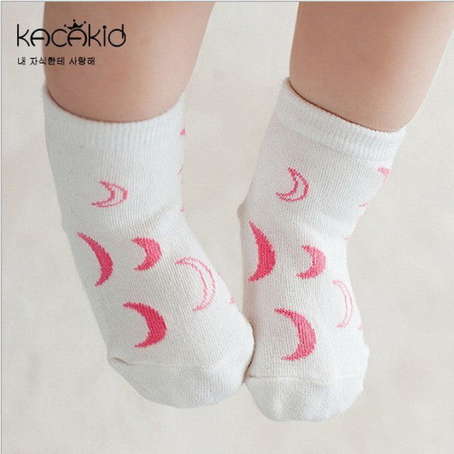 Hot Sales Newborn Cotton Non-Slip Baby Socks 100% Cotton Autum Winter Infant Cartoon Socks With High Quality