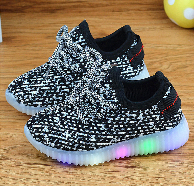 2016 latest fall kids fashion children shoes with led light up shoes luminous glowing sneakers baby boys and girls shoes new